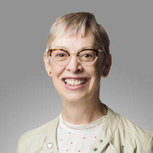 Dr Kim Kelly Headshot